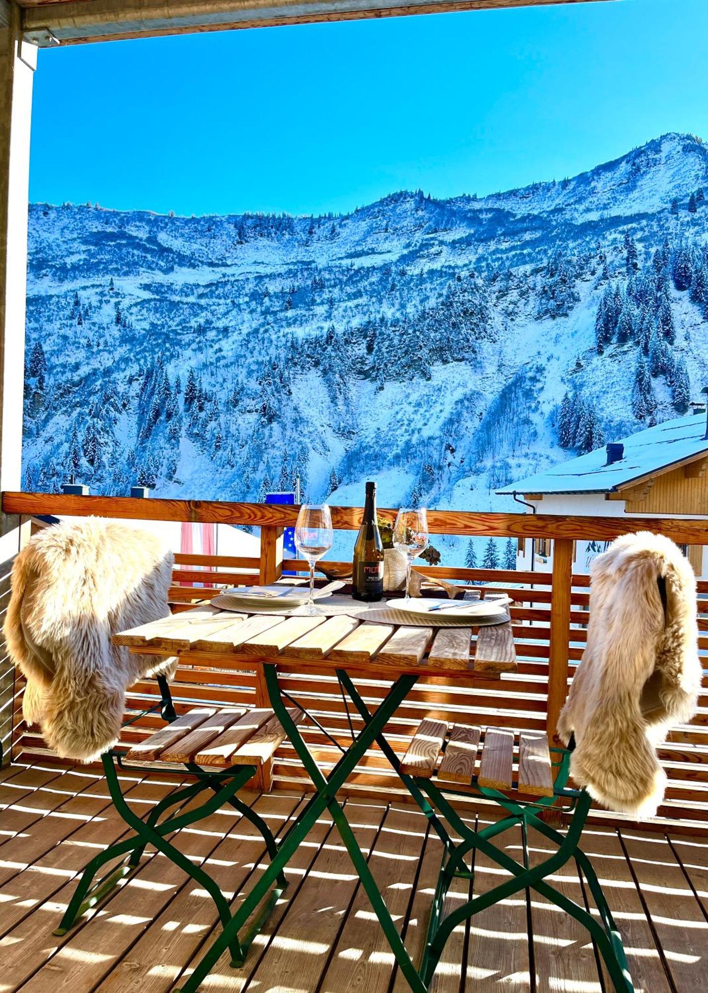 Sonniges Bergblick-Appartement Damüls Eksteriør billede